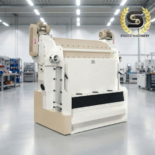 الة لسحب الشوائب والغبار من البذور يوجد منها